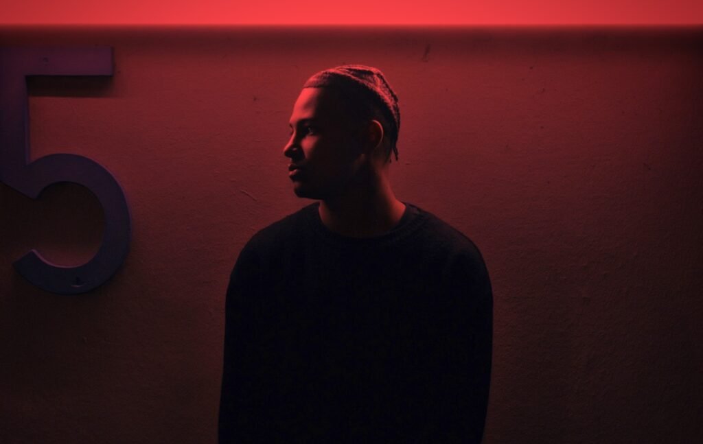 Tim et son univers entre rap et R’n’B