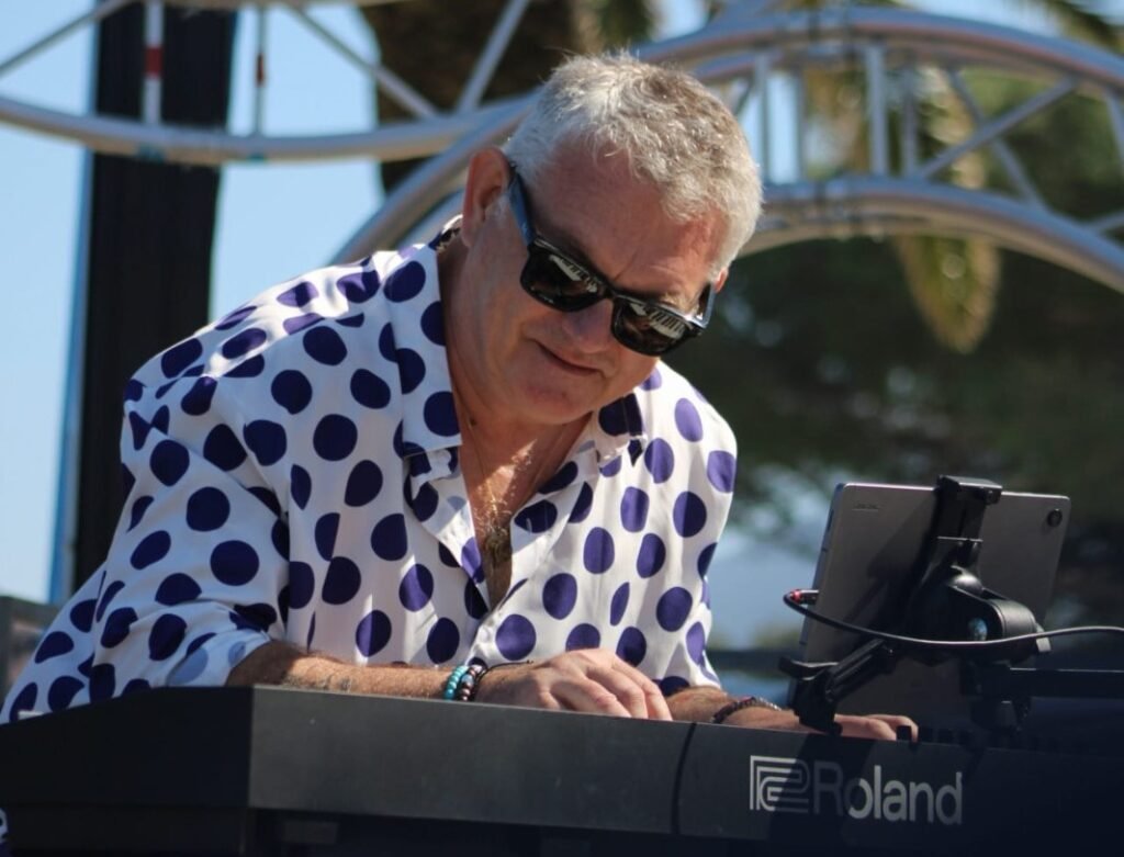 Jim Horse, le pianiste qui bouscule la chanson française